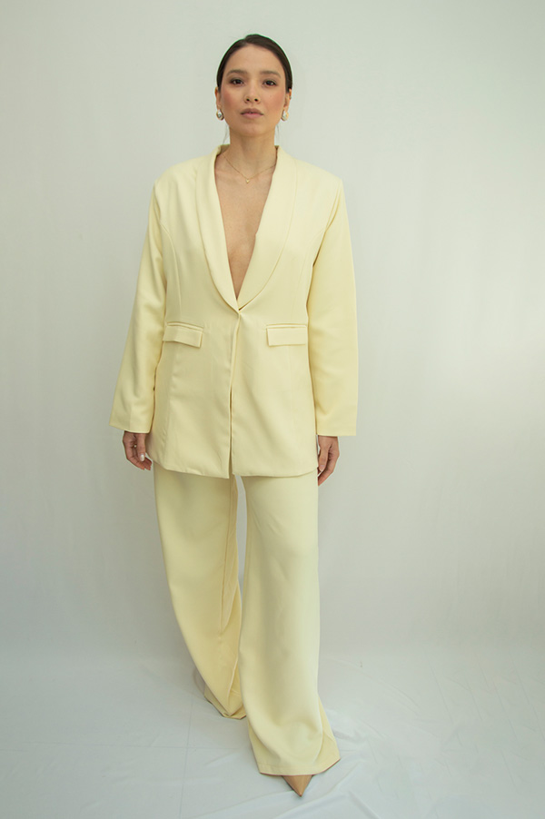 Conjunto Essência 02 pecas blazer e calça Amarelo Manteiga